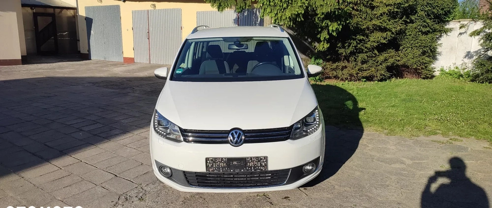 Volkswagen Touran cena 29900 przebieg: 251000, rok produkcji 2011 z Grudziądz małe 137